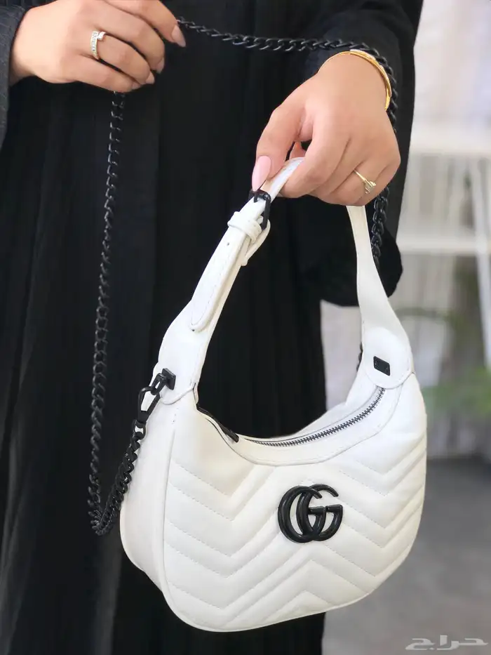 شنط قوتشي شامل التوصيل ودفع عند الاستلام 40