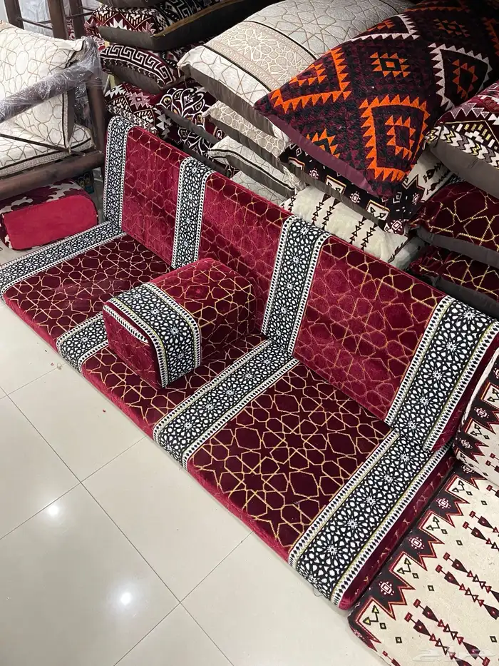 تراثيات ودلال وجارات مناقل كراسي 12