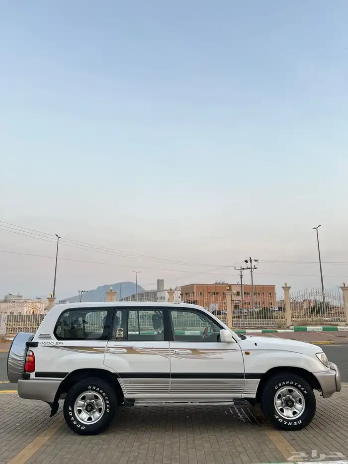 تويوتا لاندكروزر 2002 ( مباع ) 11