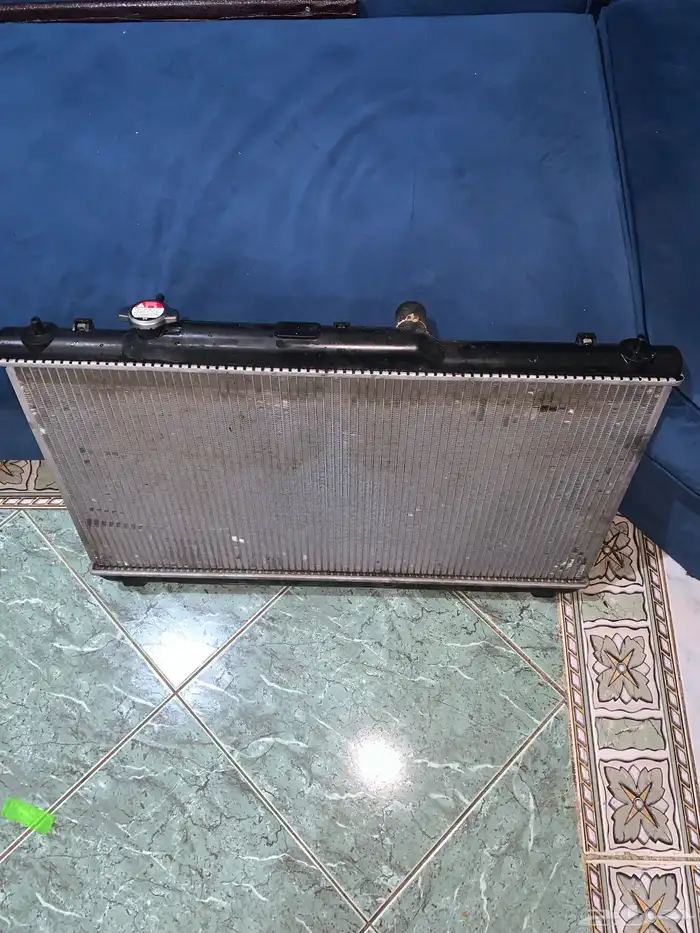 للبيع راديتر كامري 2003 جديد 3