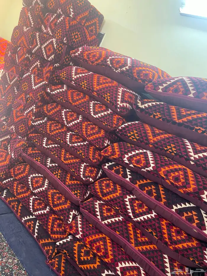 تراثيات ودلال وجارات مناقل كراسي 9