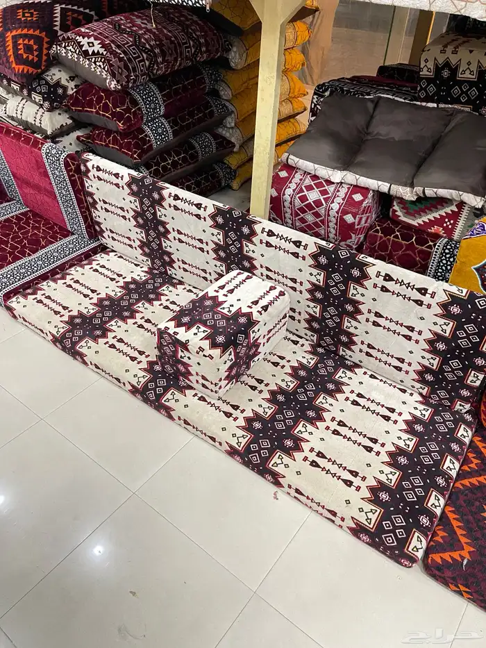 تراثيات ودلال وجارات مناقل كراسي 10