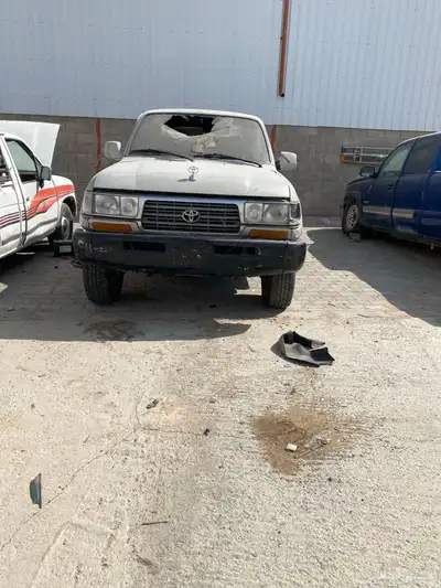 لاندكروزر GXR 1997 البيع قطع غيار فقط 0