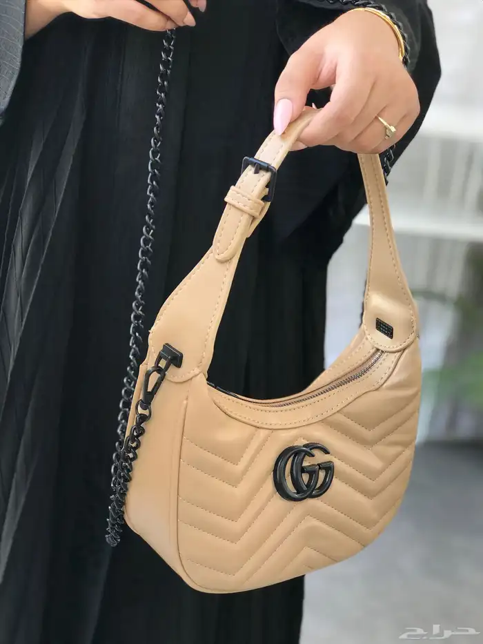 شنط قوتشي شامل التوصيل ودفع عند الاستلام 39