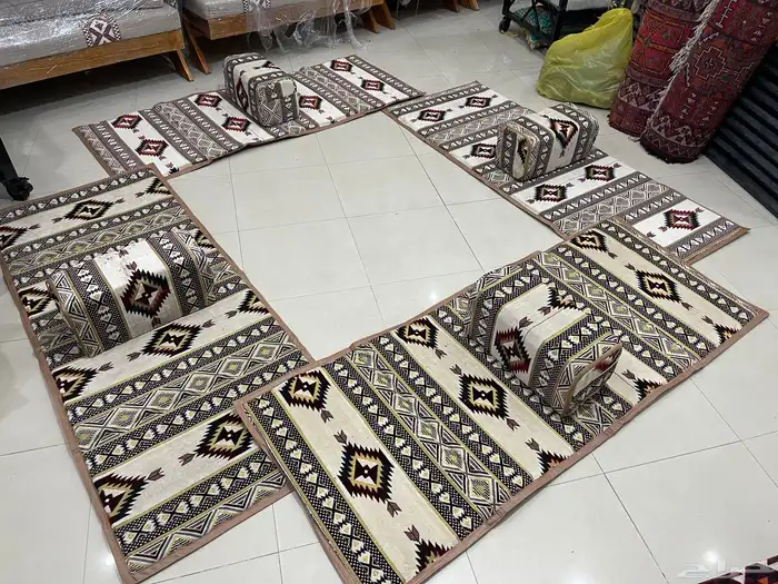 تراثيات ودلال وجارات مناقل كراسي 7