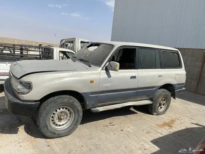 لاندكروزر GXR 1997 البيع قطع غيار فقط 1