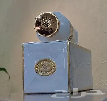 عطرين نيش من دار امورعود Amouroud 9