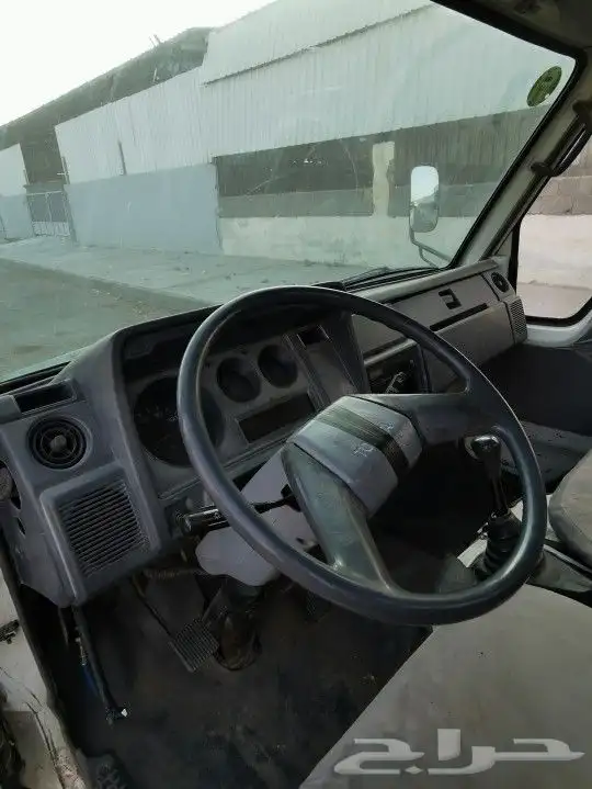 للبيع قلاب تايوتا مديل 93 6