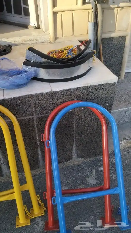 Wallmounted swings 1