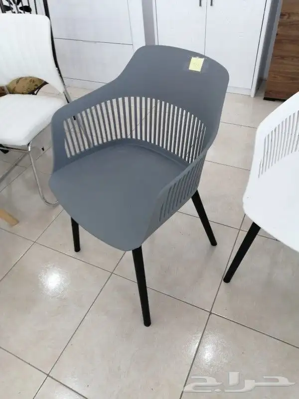 كراسي فايبر 48