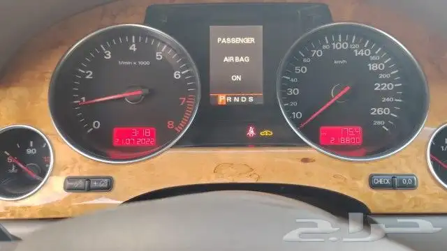 اودي A8 2006 فحص الدوري جديد جاهزه لنقل تم بيع السياره 2