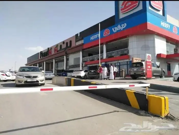 بوابة حاجز مواقف بوابة مواقف سيارات بوابة مرور سيارات 2