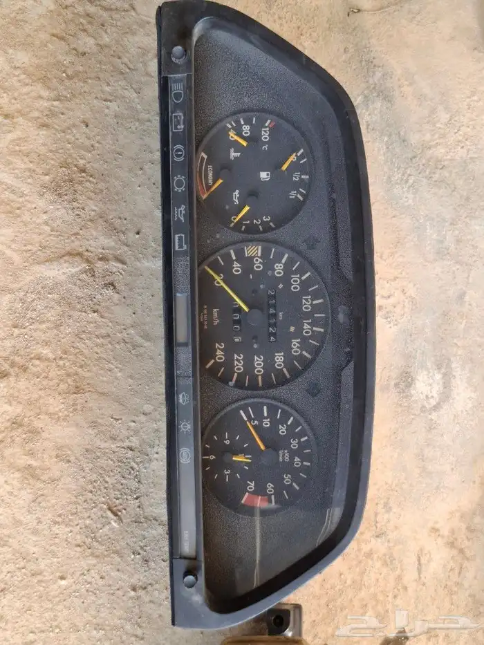 قطع غيار بنز مستعمل 1991 8