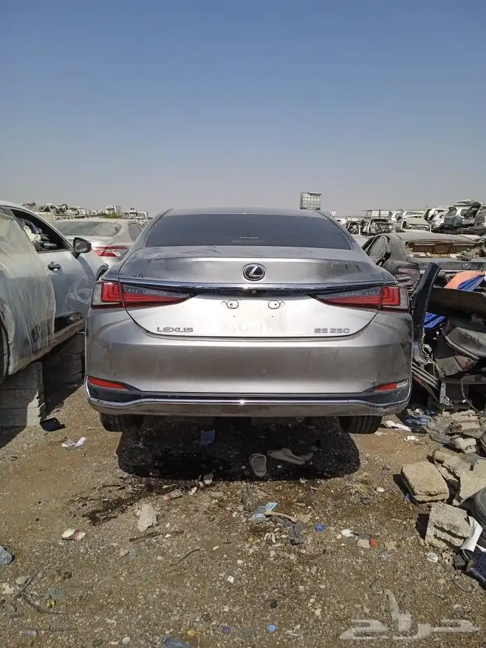 قطع غيار لكزس Es250موديل 2020 0