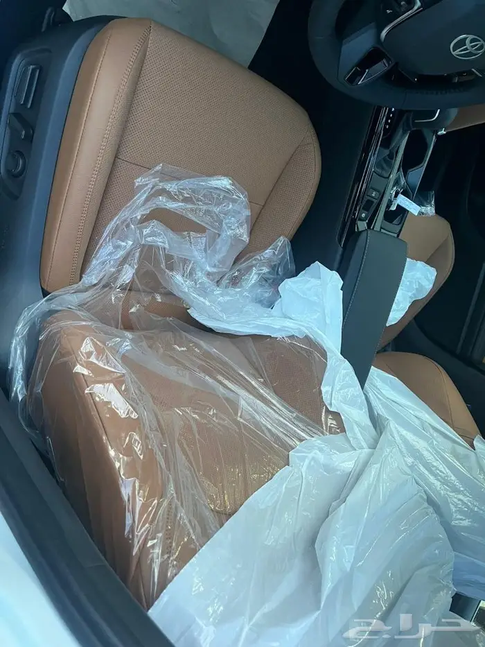 تويوتا كامري جراندي 2025 ابيض 9