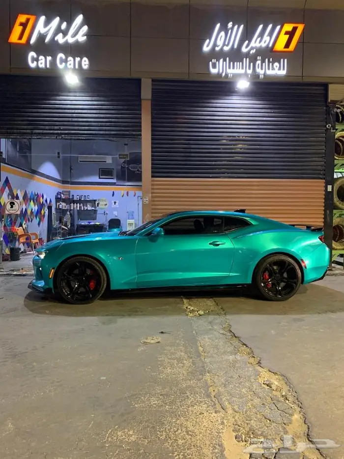 للبيع رولة تيفني او زرق لماع تجليد للسيارات والدبابات 7