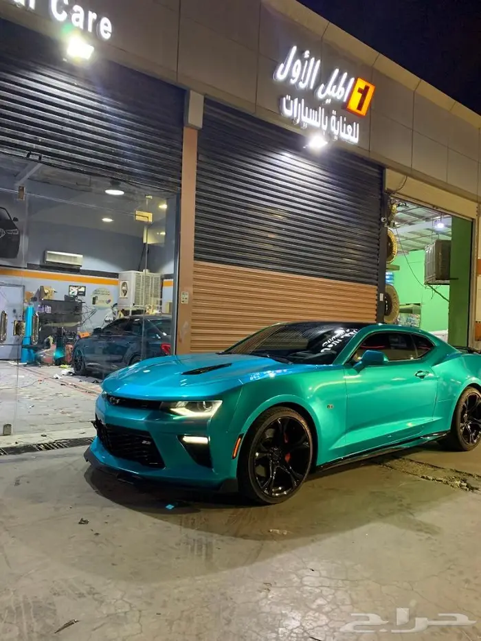 للبيع رولة تيفني او زرق لماع تجليد للسيارات والدبابات 9