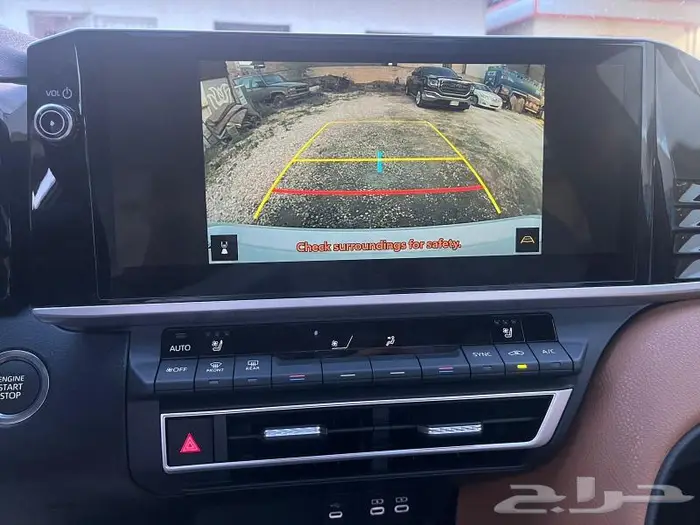 تويوتا كامري جراندي 2025 ابيض 5