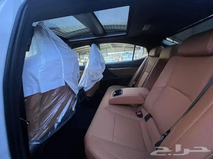 تويوتا كامري جراندي 2025 ابيض 7