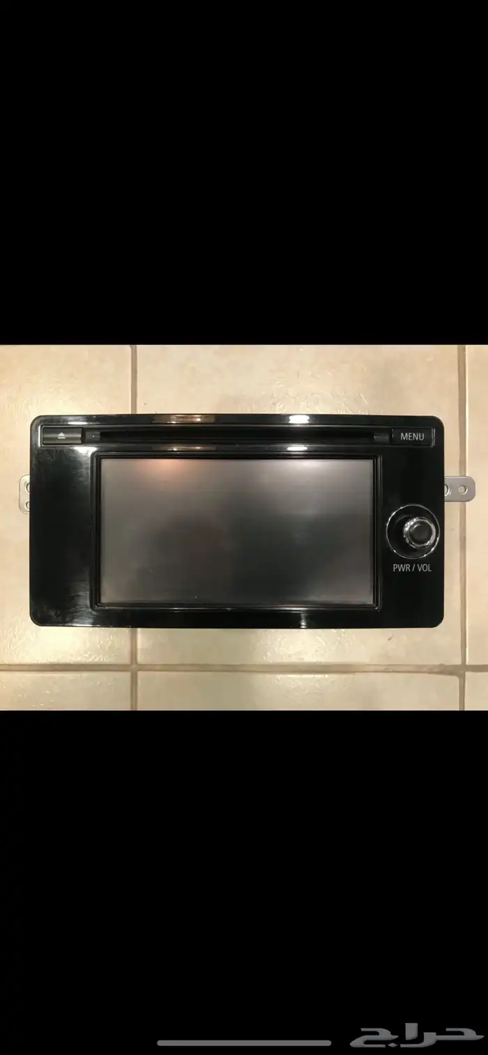 شاشة باجيرو اصلية وكالة  مع اطارها 0