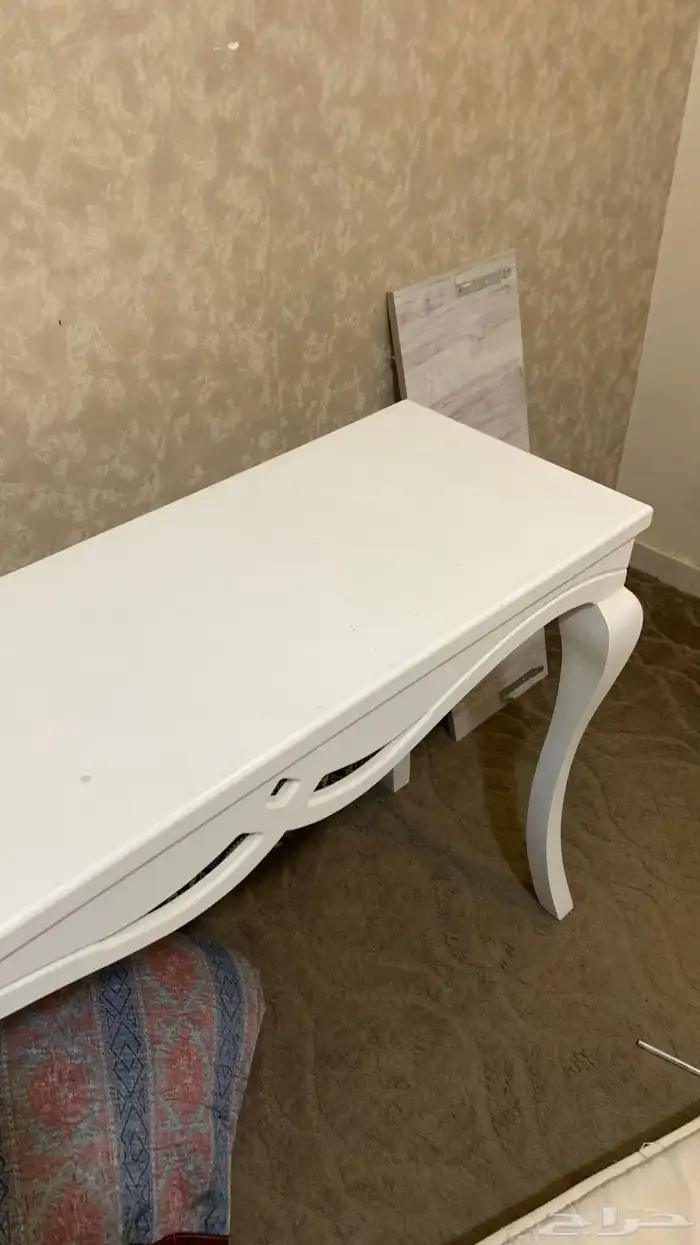 طاولة استقبال بيضاء 0