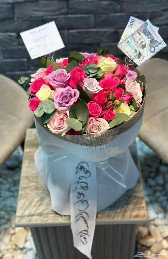 هدايا ورد وتوصيل _مندوب قطع غيار 17