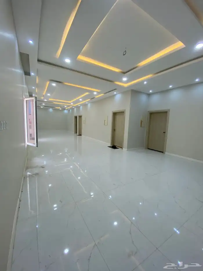 فرصة للبيع عمارة تجارية في الخفجي 6