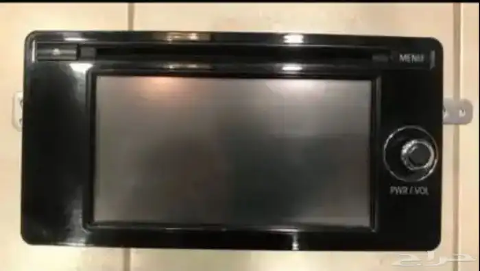 شاشة باجيرو اصلية وكالة مع اطارها كالجديدة 0