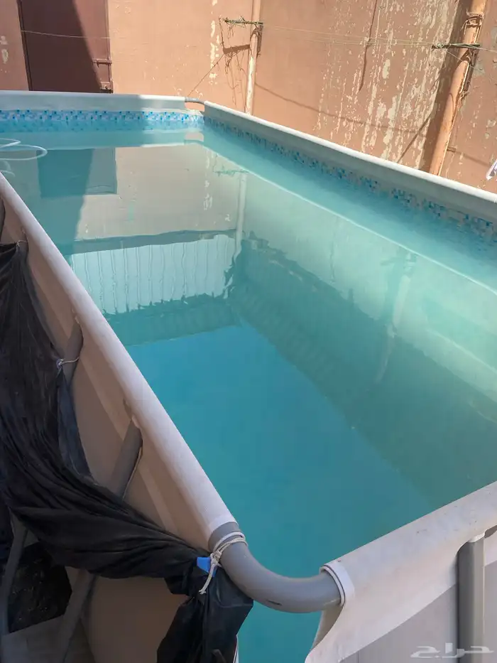 مسبح للبيع 0