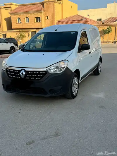 فان رينو دوكر فان 2022 زجاج كهرب 0
