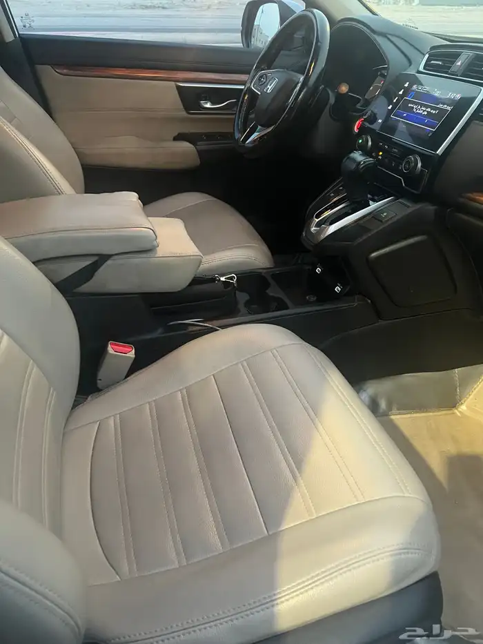 سيارة هوندا Crv استخدام جديد نظيفة جدا 7