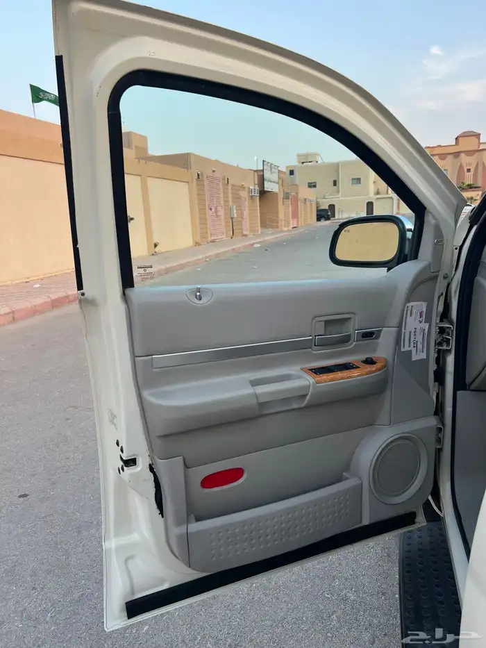 عنوان التميز  جيب (8) سلندر كرايسلر اسبن 21