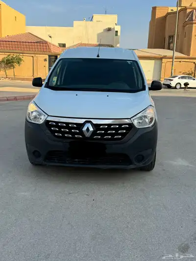 فان رينو دوكر فان 2022 زجاج كهرب 1