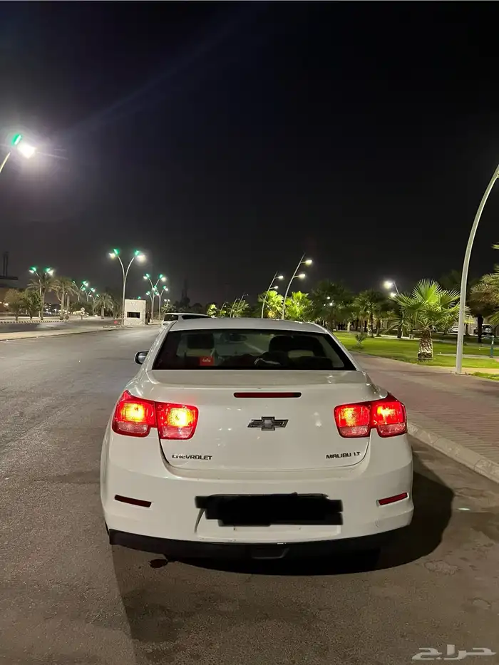 ماليبو 2015 ( 4 سرندل ) للبيع 5