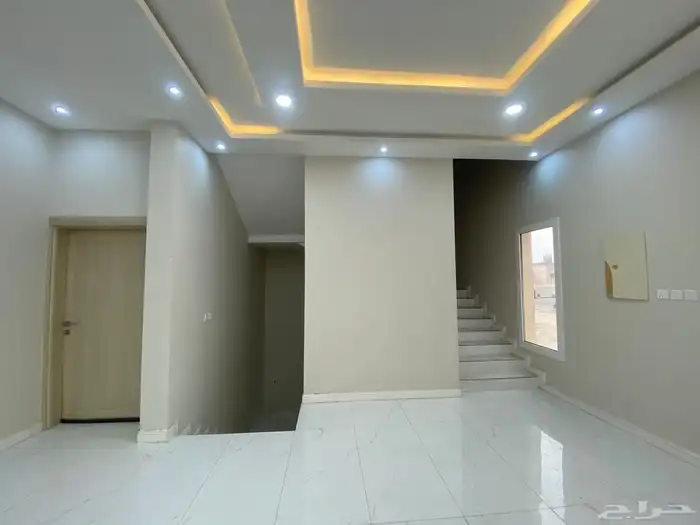 فرصة للبيع عمارة تجارية في الخفجي 10