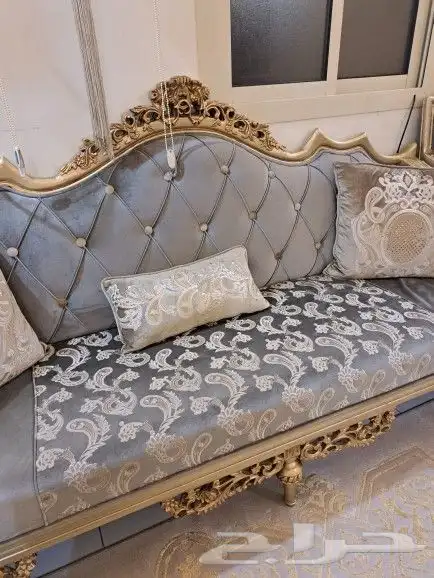 كنب فاخر جدا ملكي 3