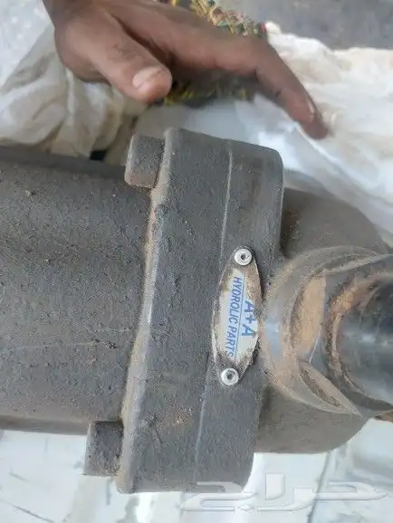 للبيع طرمبة رفع هيدروليك قلاب 10