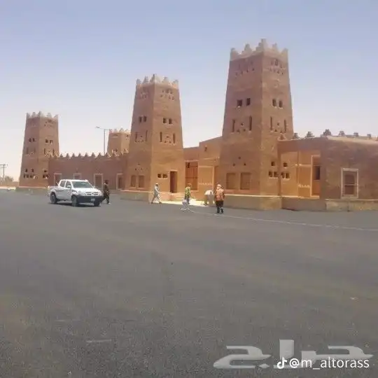 مقاول مباني تراث حجر وطين وسقواف وترميمت البيوت القديمه وتلي 4