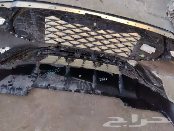 صدام جيتور X70 مع الشبك واللحية 2023 2024 1