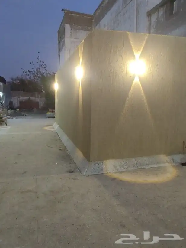 جميع انواع الديكورات الداخليه و الخارجيه والكهرباء 0