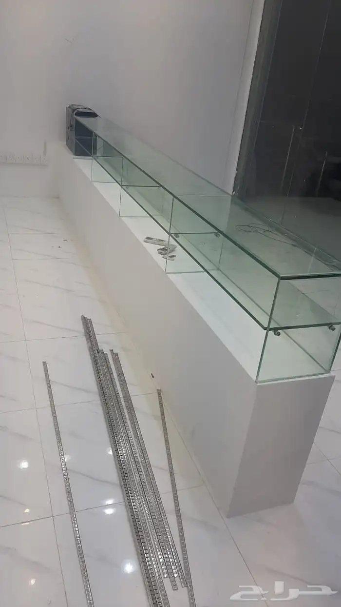 زجاج سكريت بجميع اعماله 17