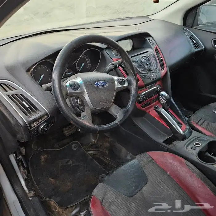 فورد فوكس قطع غيار تشليح 4