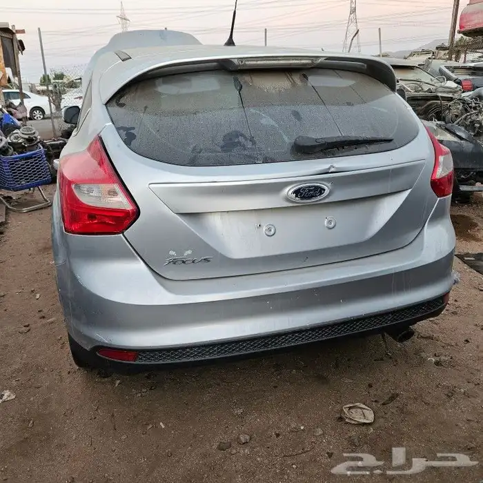 فورد فوكس قطع غيار تشليح 2