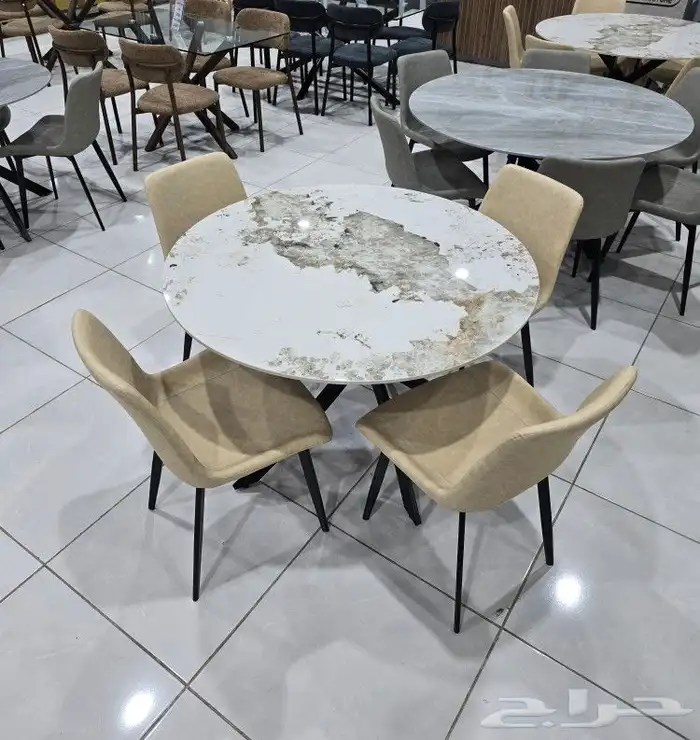 طاولات طعام دائري 5