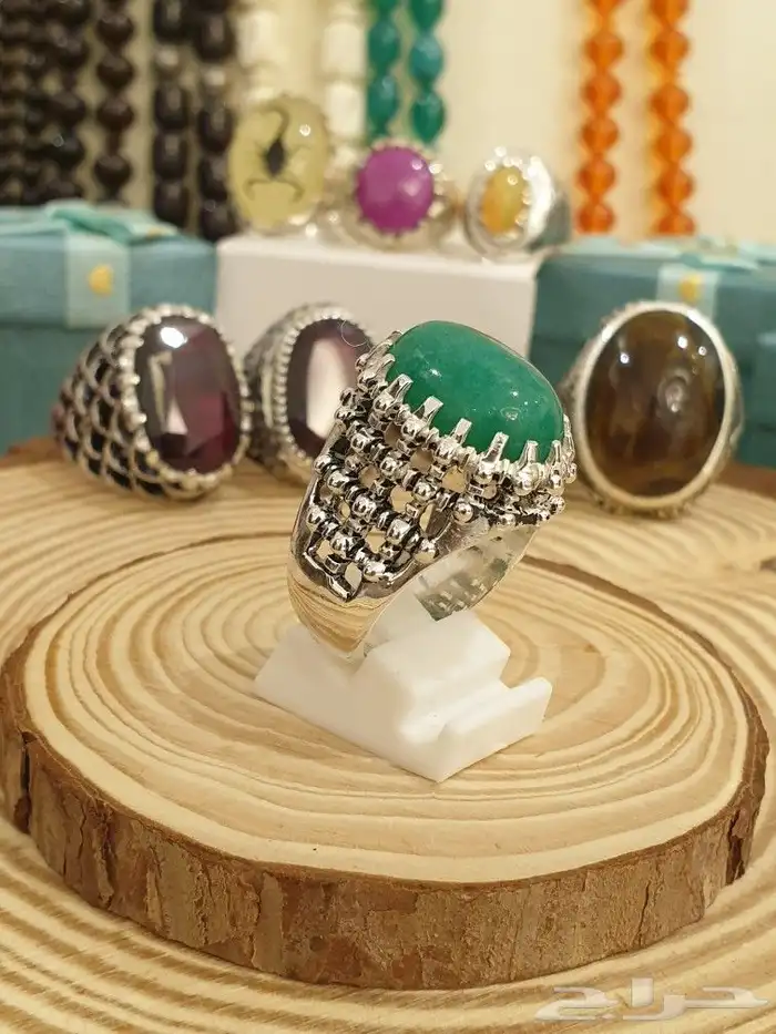 خاتم زمرد صياغة البحرين 3