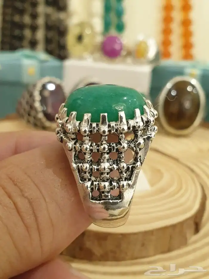 خاتم زمرد صياغة البحرين 0