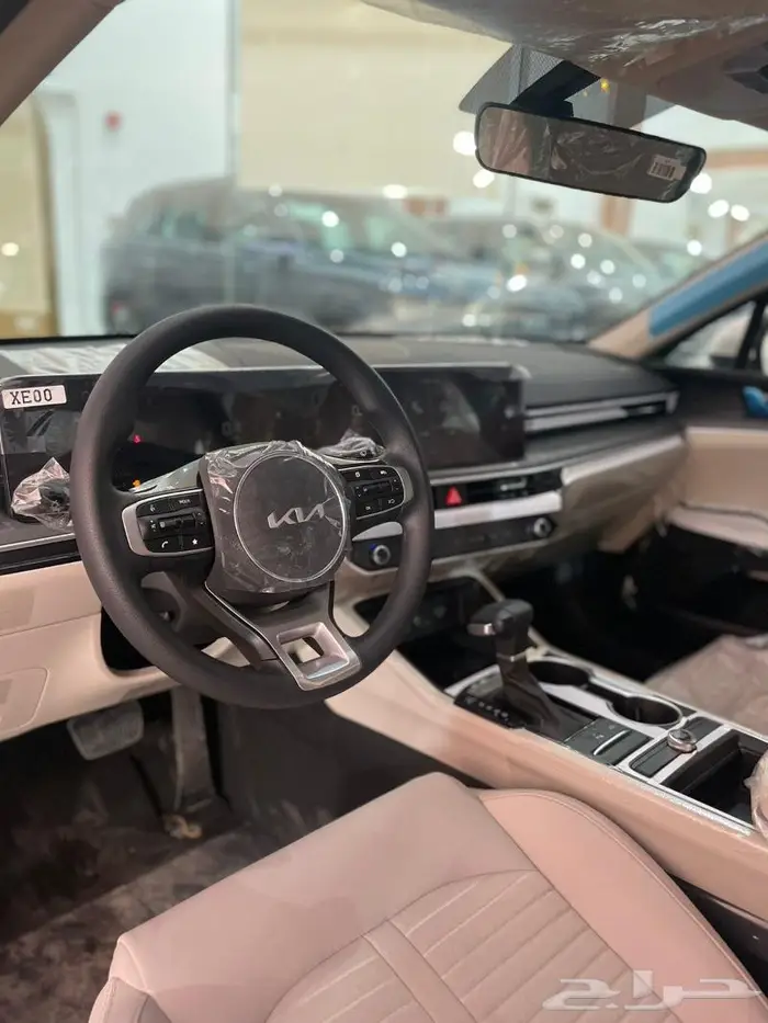 كيا K5 استاندر - استاندر مطور -2025 السعر102350بالضريبة 18