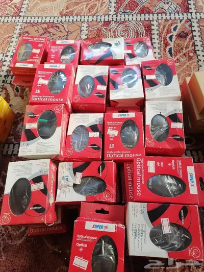840 قطعة أغراض كمبيوتر مشكلة للبيع 33