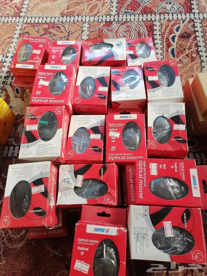 840 قطعة أغراض كمبيوتر مشكلة للبيع 33