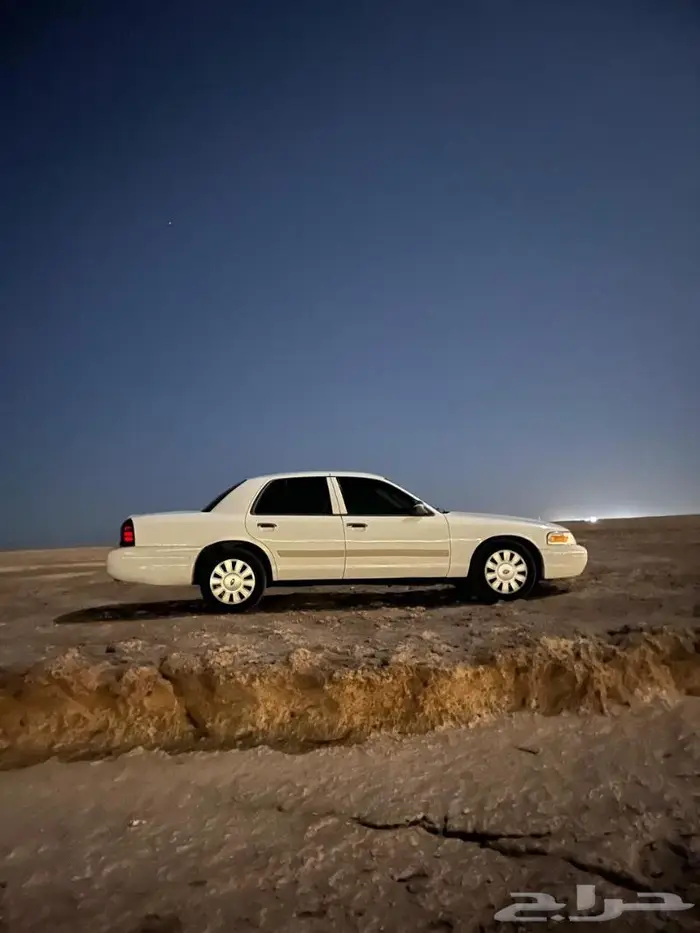 كراون فكتوريا 2011 ممشى 159 ألف فقط 4